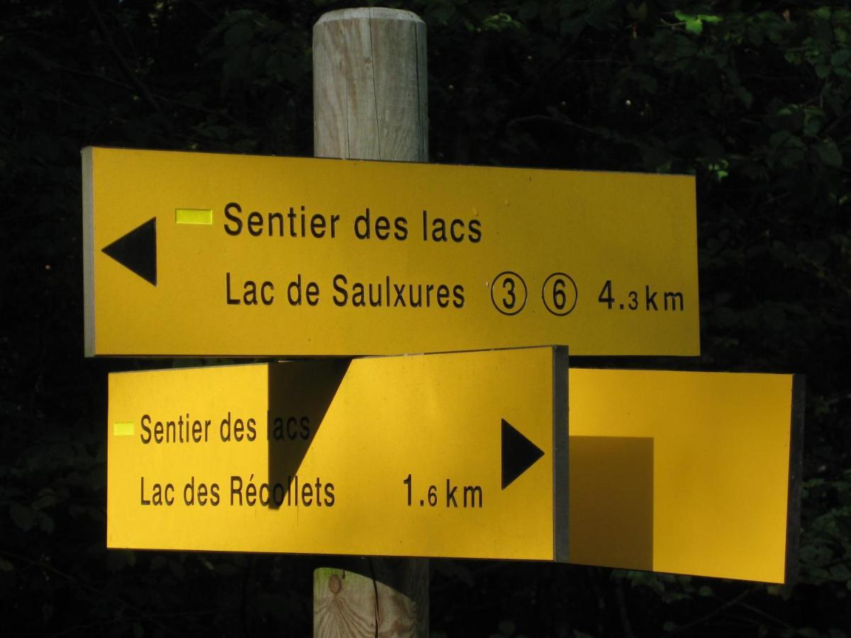 Camping Porte Des Vosges Bulgnéville Eksteriør billede