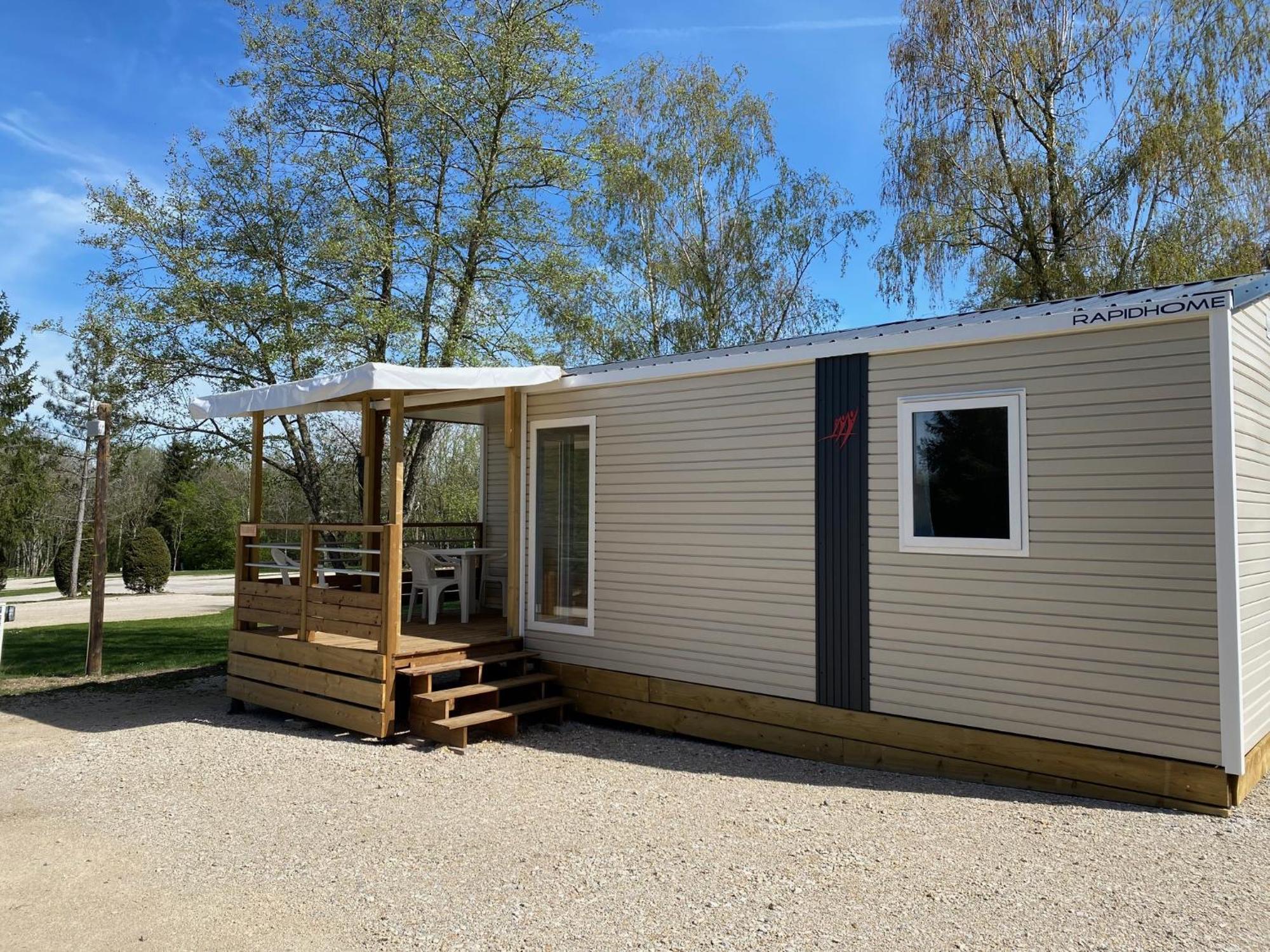 Camping Porte Des Vosges Bulgnéville Eksteriør billede