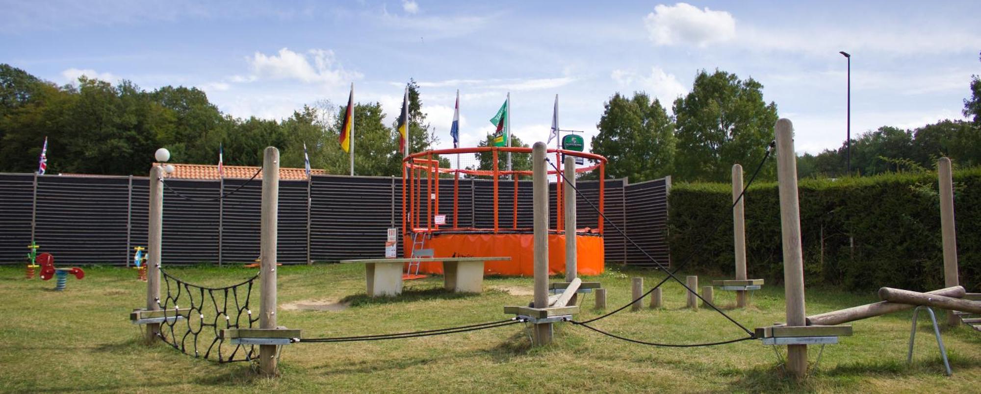 Camping Porte Des Vosges Bulgnéville Eksteriør billede