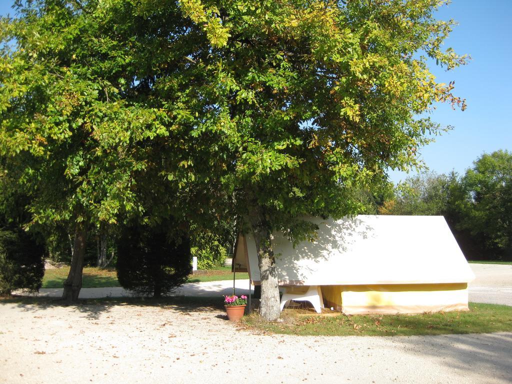 Camping Porte Des Vosges Bulgnéville Værelse billede