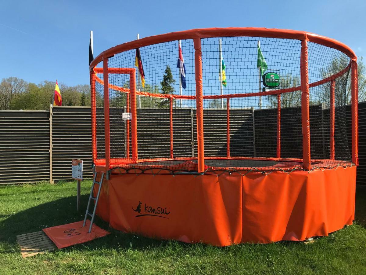 Camping Porte Des Vosges Bulgnéville Eksteriør billede