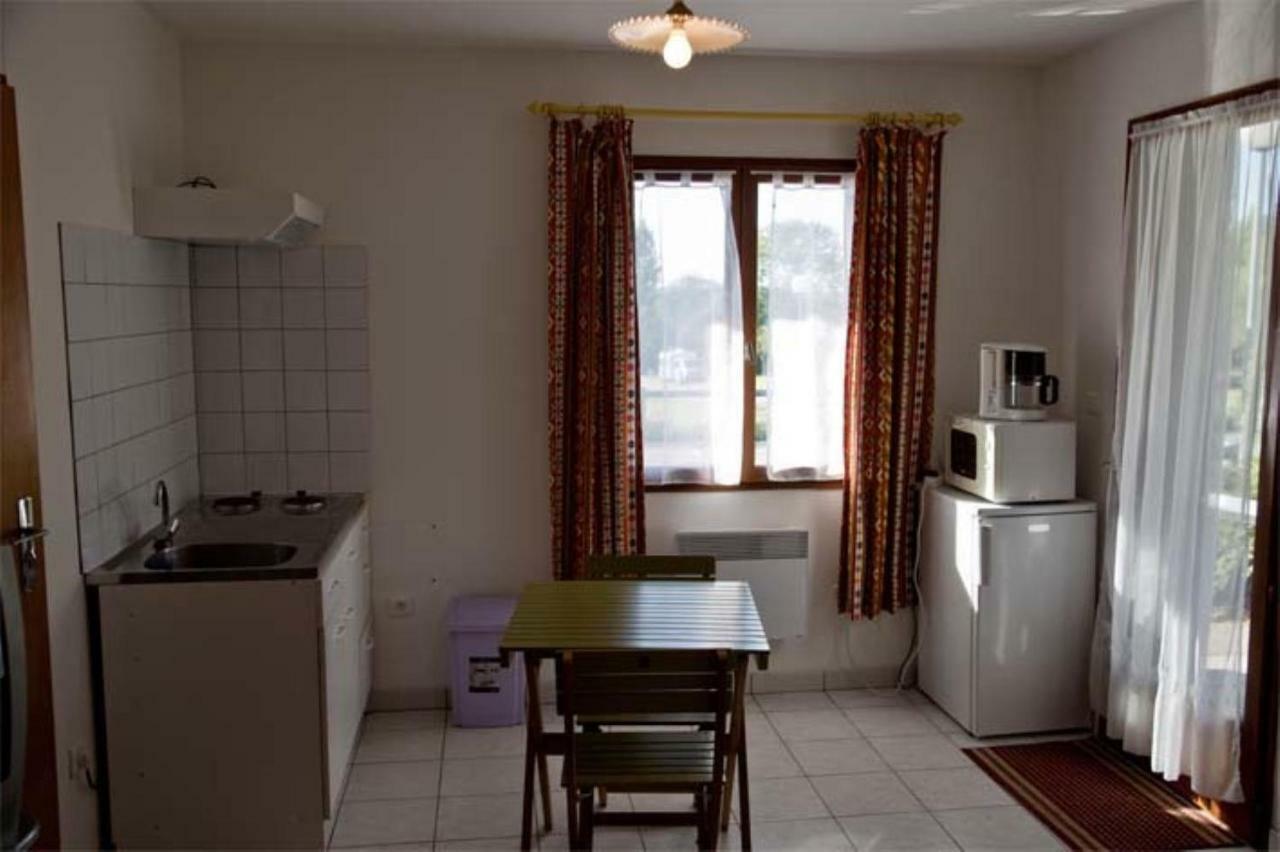 Camping Porte Des Vosges Bulgnéville Eksteriør billede