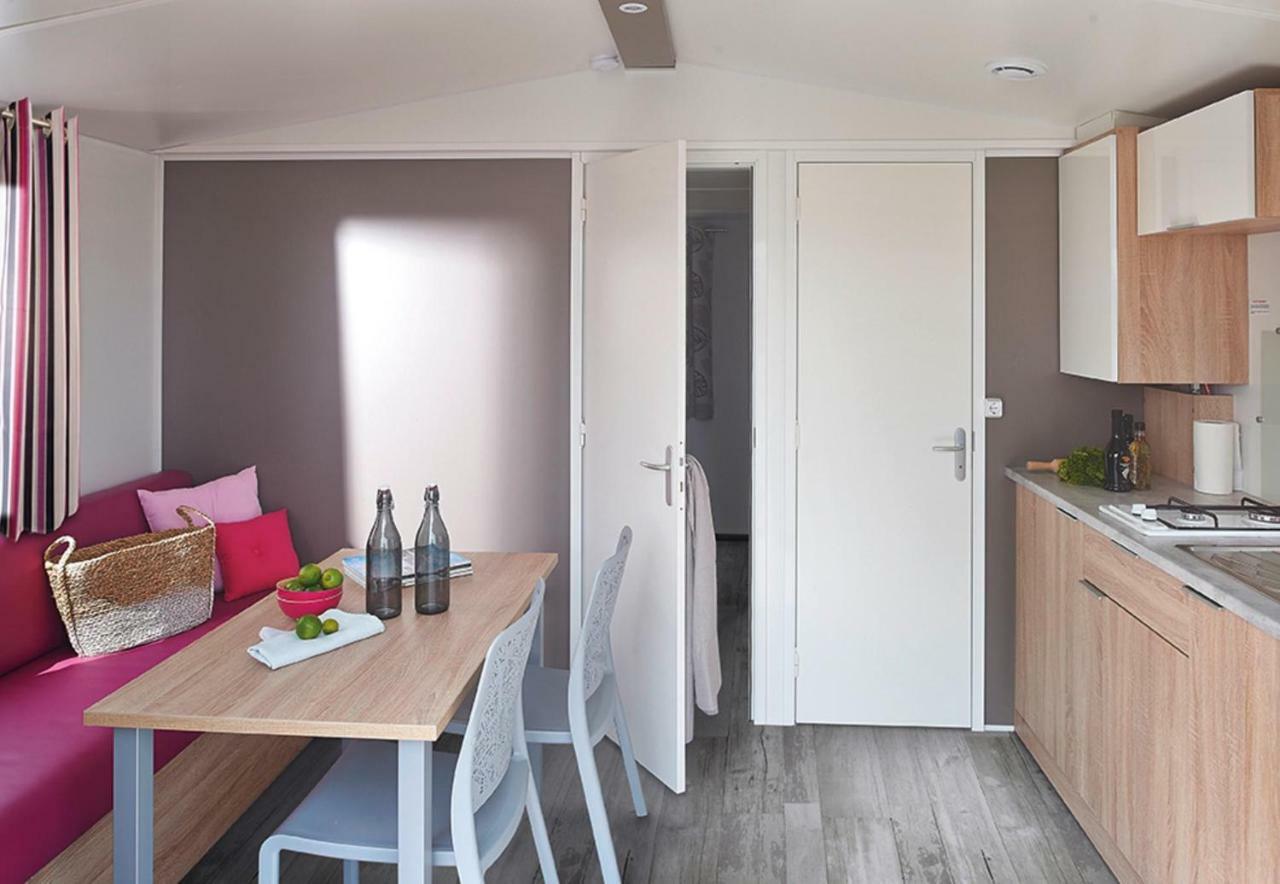 Camping Porte Des Vosges Bulgnéville Eksteriør billede