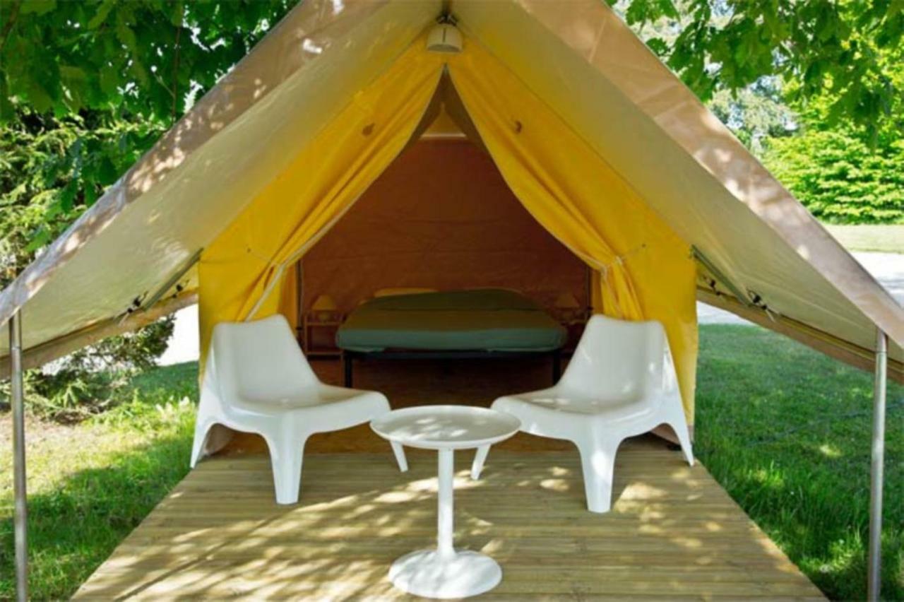 Camping Porte Des Vosges Bulgnéville Eksteriør billede