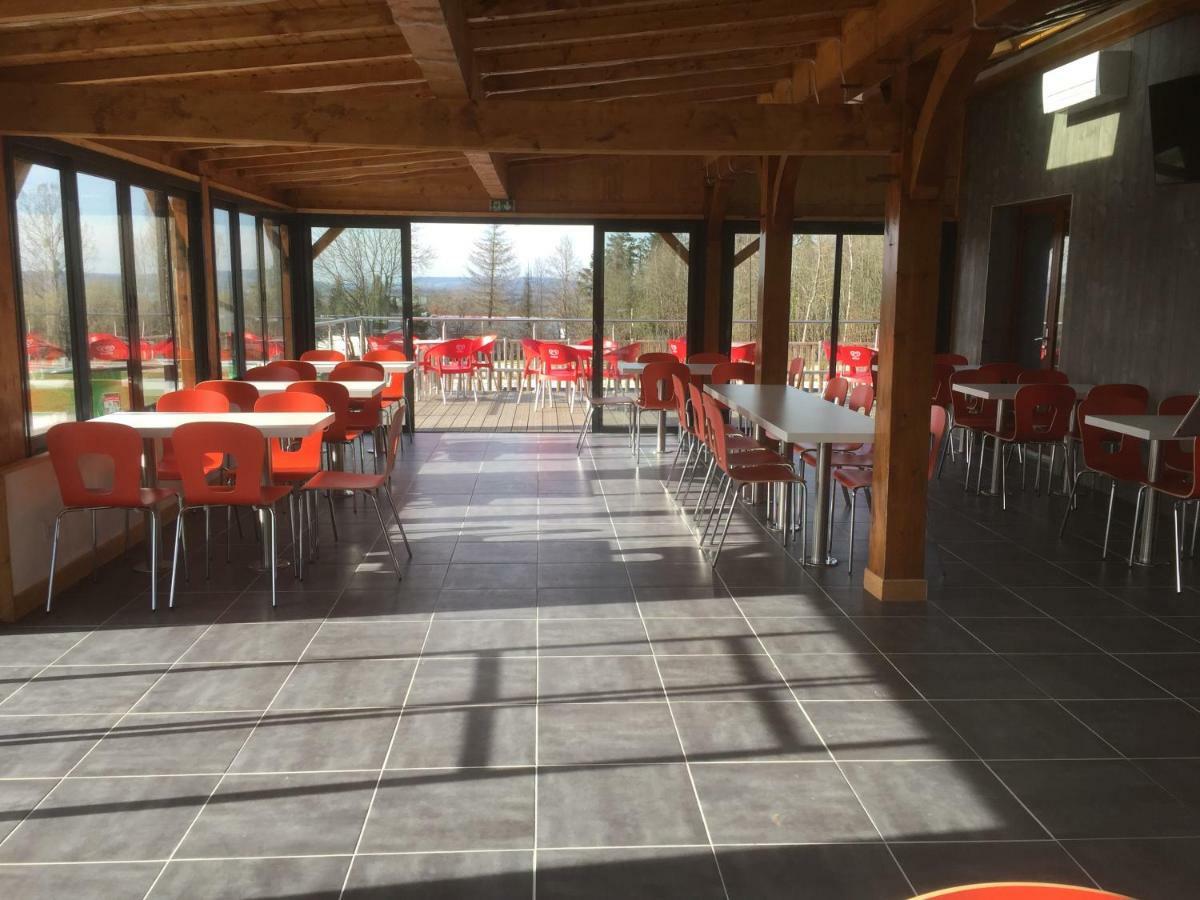Camping Porte Des Vosges Bulgnéville Eksteriør billede