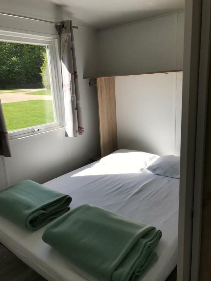 Camping Porte Des Vosges Bulgnéville Eksteriør billede